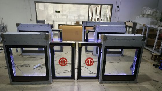Good price Surface Mounted Passenger Sliding Door Automatic  For Subway Bay Gate online